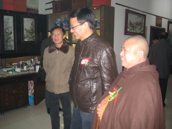 净明出席迎新春书画陶瓷艺术展会 044.jpg